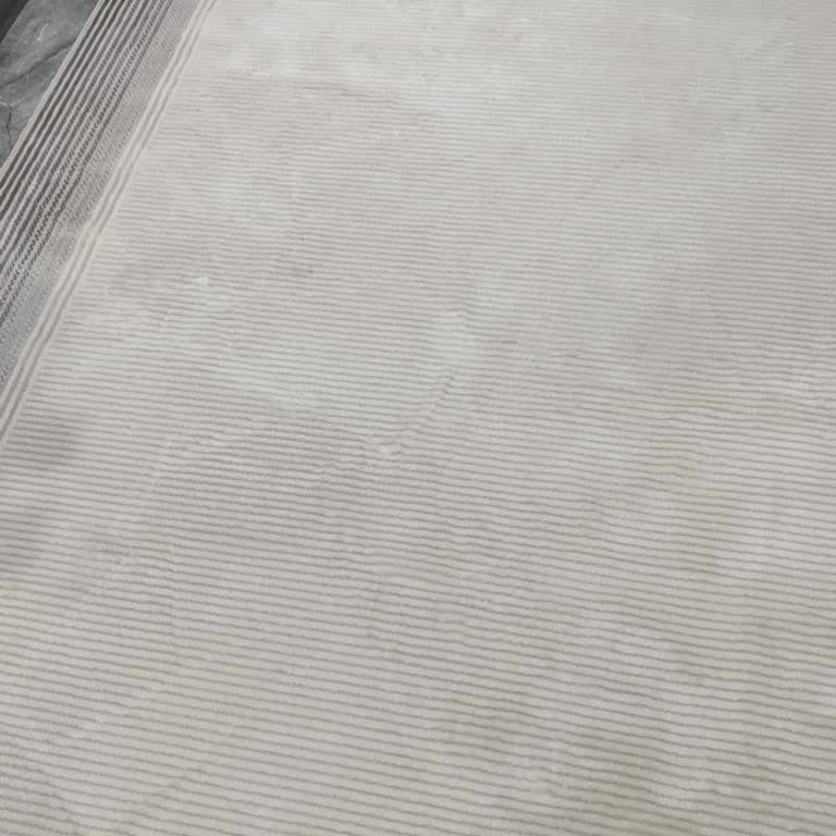 Kolay Yıkanabilir Dediği Halı Temizlenemiyor