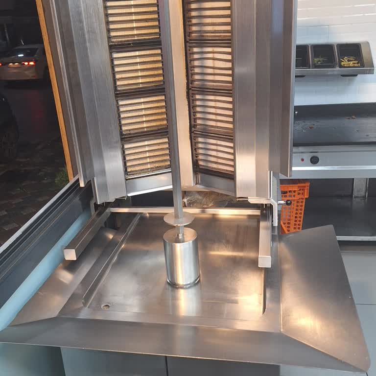Garanti Kapsamındaki Döner Ocağının Sürekli Arızası Ve Cevapsız Servis