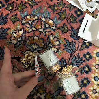 Nişan Hediyeliği Siparişinde 52 Gün Gecikme, Yanıltıcı Kargo Bilgileri Ve Hasarlı Ürün Teslimi