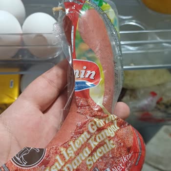 Gelecek Tarihli Olmasına Rağmen Bozulmuş Dana Sucuk
