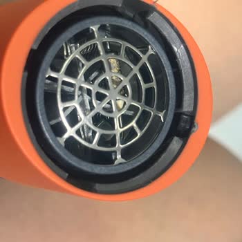 Dyson Airwrap Tarak Başlığı Oturmuyor Ve Cihaz Kenarı Aşınıyor