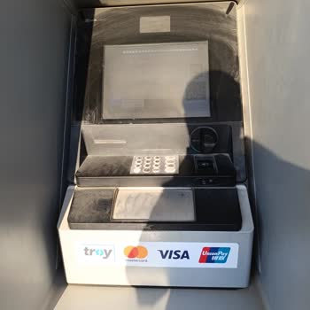 Kayseri ING ATM'si Kirli Ve Hijyenik Değil