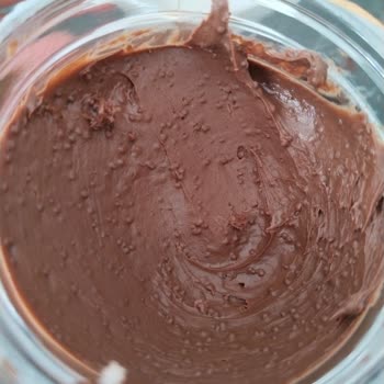 Nutella Kavanozunda Yabancı Topçuklar Bulunması
