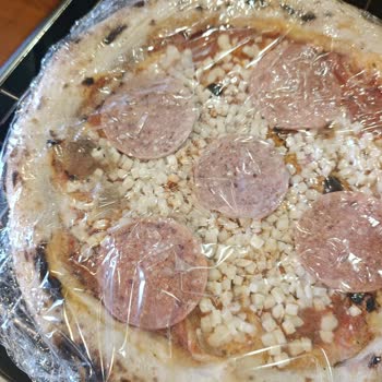Kirli Pizza Ve Müşteri Hizmetleri İhmali Nedeniyle İade Ve Özür Talebi