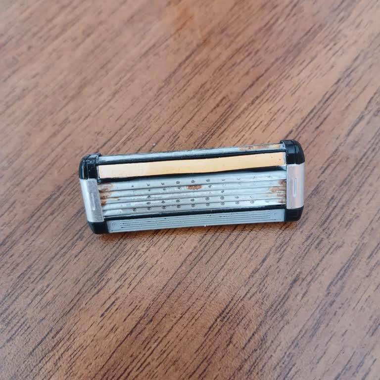 Bic Hybrid 5 Flex Tıraş Bıçağında Kısa Sürede Aşınma