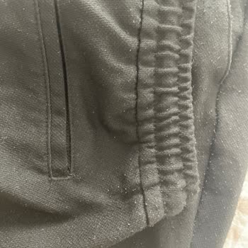 Satın Aldığım Pantolon Hızla Tüylendi Ve Dikişleri Ayrıldı