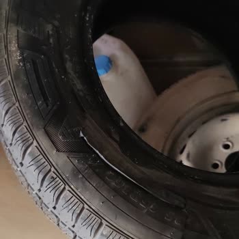 Goodyear Lastiğinin Aniden Patlaması Ve Bayinin Sorumluluk Almaması