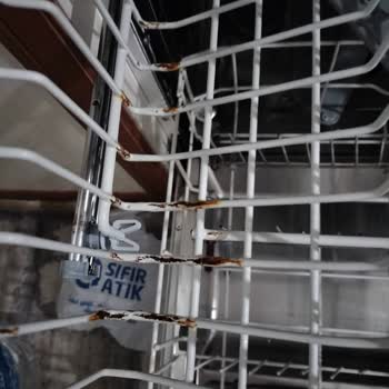 Arçelik Bulaşık Makinesinde Sepetler Paslandı, Güven Sarsıldı