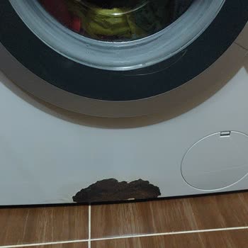 Siemens IQ500 Çamaşır Makinesinde Kısa Sürede Aşırı Paslanma Ve Gövde Çürümesi