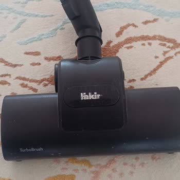 Turbo Fırça Tekerleği Yedek Parçası Bulunamaması Tüketiciyi Zorunlu Yeni Ürün Alımına Sıkıyor