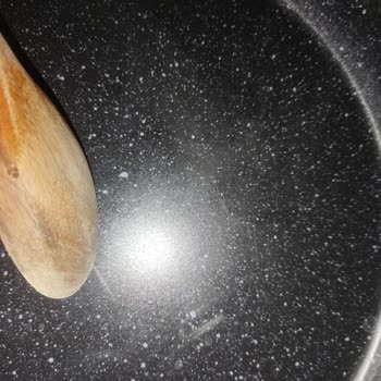 Emsan Set Garantisi Şartı Nedeniyle Tek Arızalı Tava İçin Tüm Seti Göndermeye Zorlanmak