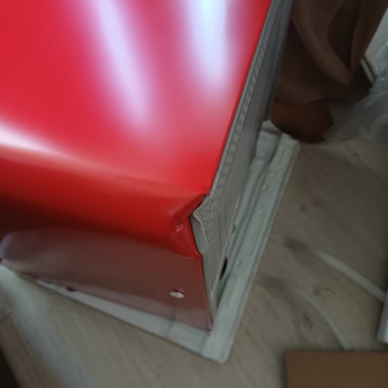 A101’in Yetersiz Paketlemesi Nedeniyle Mini Retro Buzdolabının Hasar Görmesi Ve İade İsteği