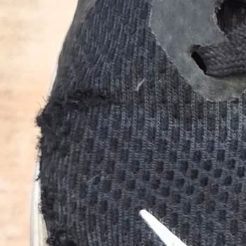 Orijinal Satılan Nike Ayakkabısının Kısa Sürede Yırtılması Ve Fotoğrafla Tüketici Hatası Kararı