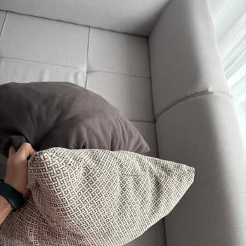Gri Koltuk Tesliminde Eksik Ve Kirli Yastıklar, Hijyen İhmali Ve Müşteri Sorumluluğu