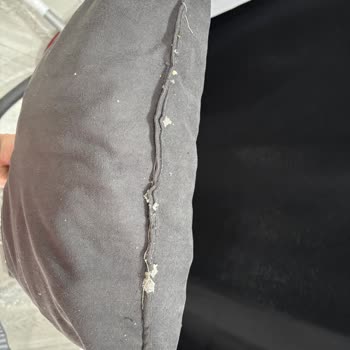 Gri Koltuk Tesliminde Eksik Ve Kirli Yastıklar, Hijyen İhmali Ve Müşteri Sorumluluğu
