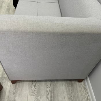 Gri Koltuk Tesliminde Eksik Ve Kirli Yastıklar, Hijyen İhmali Ve Müşteri Sorumluluğu
