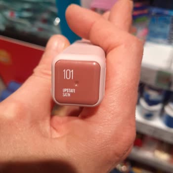 Maybelline Ruj Renk Koduyla Uyuşmazlık Ve WhatsApp Temsilcisinin Anlayışsızlığı