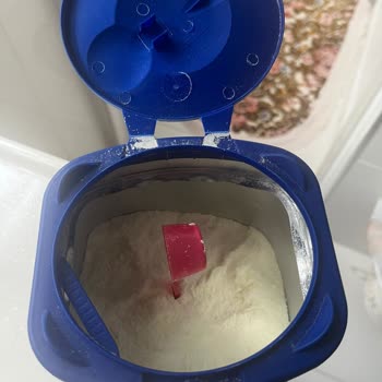 Açılmış Bebek Maması Satışı Ve Müşteri Suçlaması