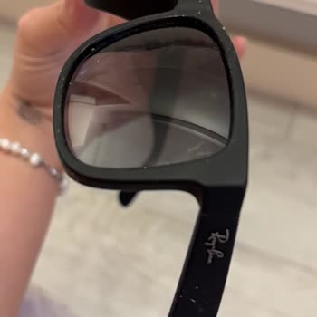 Rayban Gözlüğümdeki Çerçeve Soyulması Ve Mağaza Personelinin Olumsuz Tutumu
