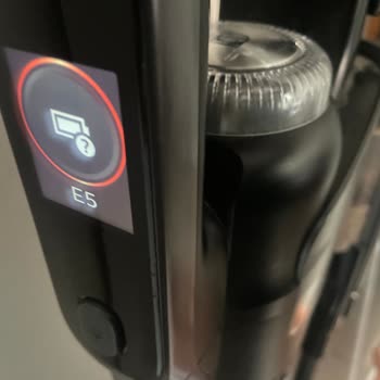 Philips Aqua Trio 9000 Süpürge E5 Hatası Aniden Durdu, Ücretsiz Onarım Veya Değişim Talebi