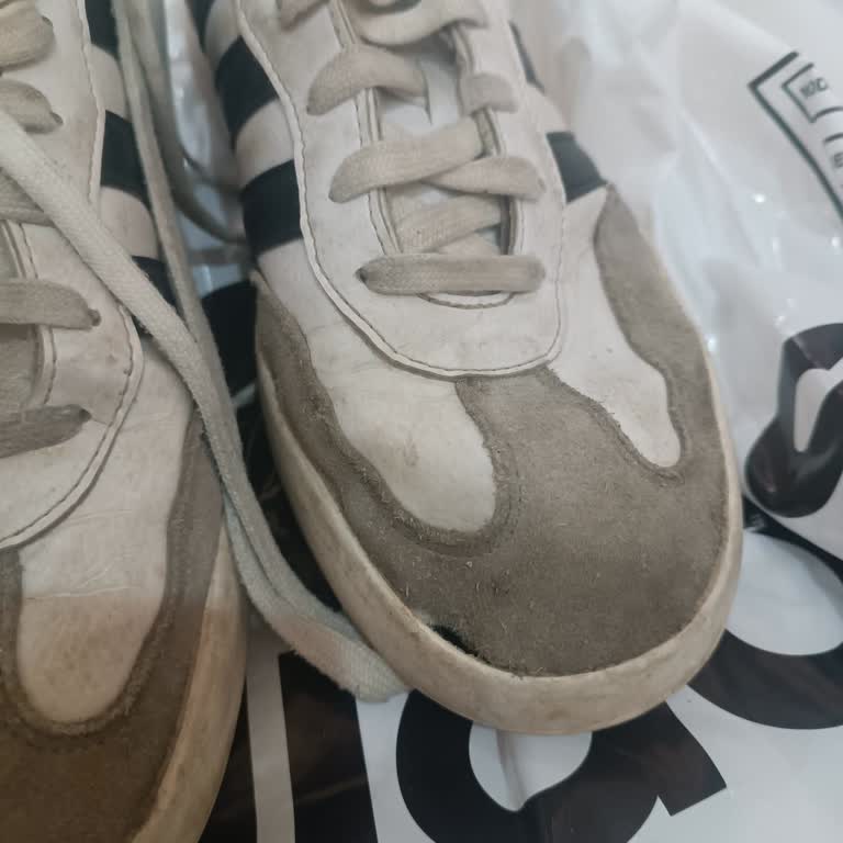 Adidas Ayakkabının Kısa Sürede Yırtılması Ve Garanti Kapsamında Değişim Talebi