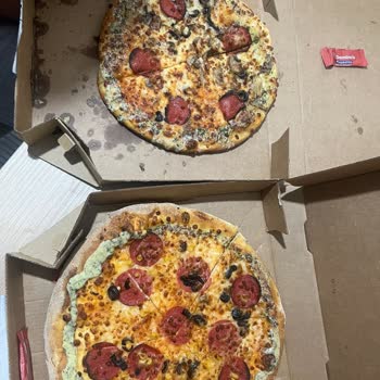 Orta Boy Pizza Yerine Küçük Gönderilmesi Tekrarlandı Ve İade Talebi