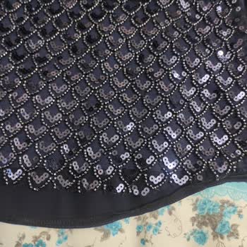 Abiyenin Boyu Yamuk Kesildi, Omuz Vatkaları Çıkarılmadı