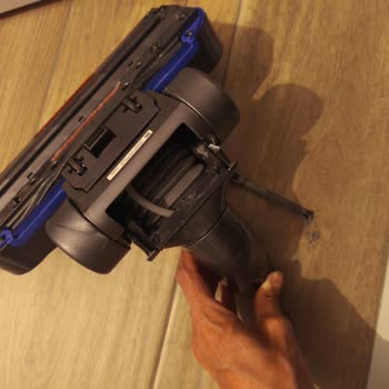 Dyson Süpürge Parçası Garanti Kapsamında Ücretsiz Değiştirilmedi