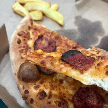 Domino’s Kağıthane Şubesinde Malzeme Eksikliği Ve Ücret İadesi Talebi