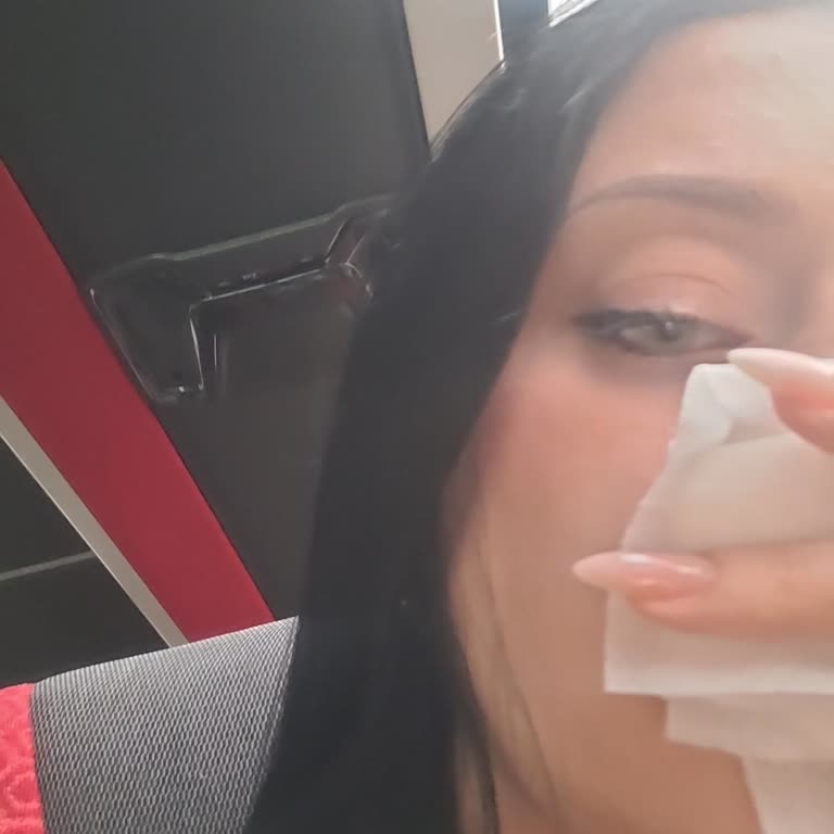Muavinin Aşırı Ter Kokusu Ve Molasız Seyahatte Yolcu Hakları İhlali