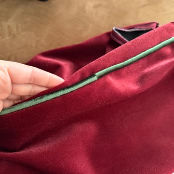 Leona Para Home Instagram Kırlent Siparişi Gecikmesi ve Kalitesiz Ürün İadesi Bekleniyor