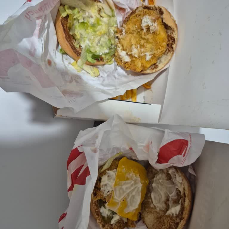 Sipariş Notu Göz Ardı Edildi Soğuk Ve Küçük Burger İade Talebim Reddedildi