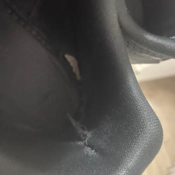 Kusurlu Siyah Reebok Ayakkabısının Üretim Hatası Ve Haksız Reddetme