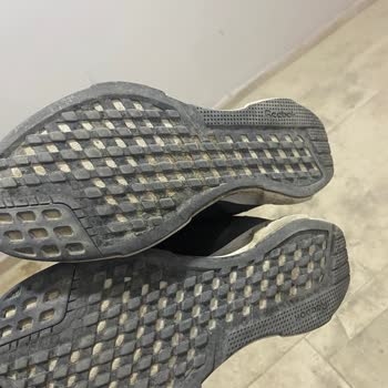 Kusurlu Siyah Reebok Ayakkabısının Üretim Hatası Ve Haksız Reddetme
