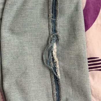 Online Alınan Jean'de Overlok Patlaması Ve İade Sürecindeki Sorun