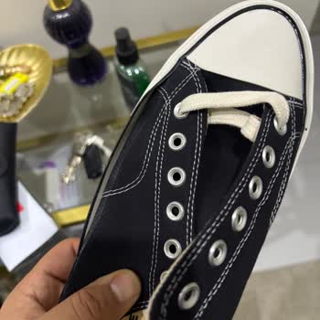 Defolu Converse Ayakkabı Ve Boomertr'dan Yanıtsız İade Talebi
