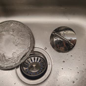 Garanti Kapsamı Dışında Olduğu Söylenen Cam Kapak Aniden Kırıldı Ve Ücretsiz Değişim Talep Ediyorum