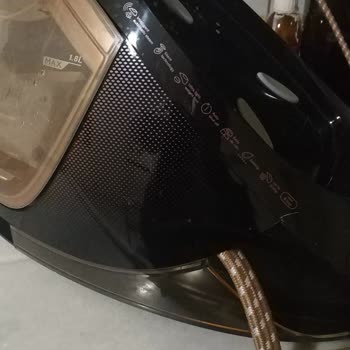 Philips Ütüsünde Kireç Lekeleri Ve Su Sızıntısı İade Talebi