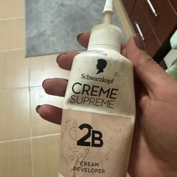 Schwarzkopf Küllü Soğuk Sarı Boya Rengi Yanlış, Saç Derisinde Yanma Ve Tahriş