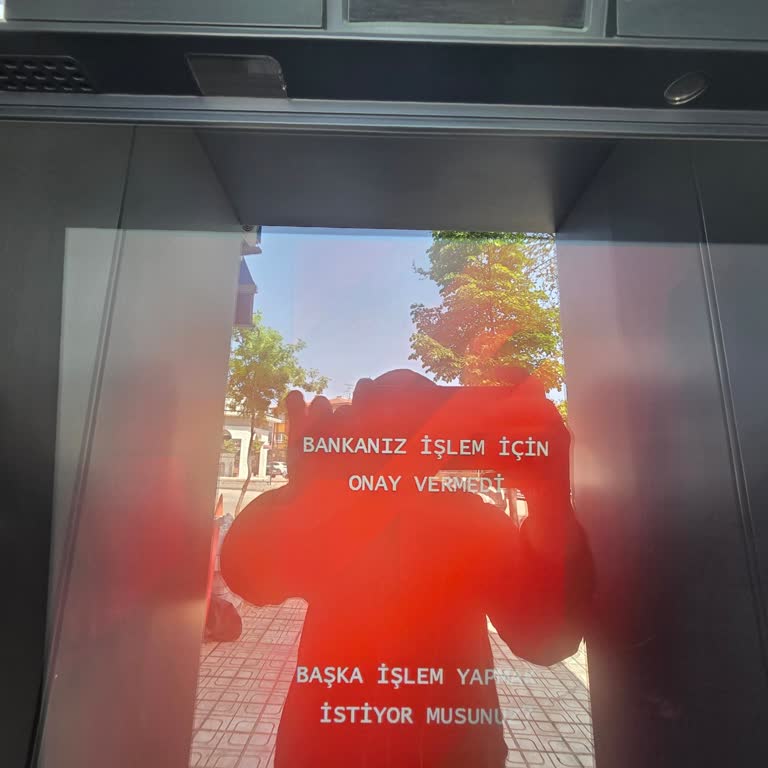 Banka İşleminize Onay Vermiyor Hatası Nedeniyle ATM’de Para Yatırma İmkansız