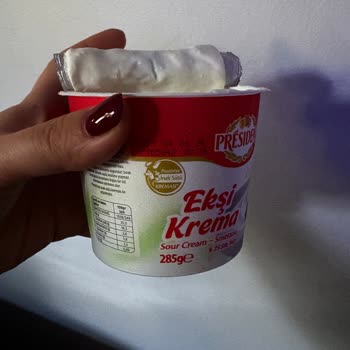Tarihi Geçmemiş Ekşi Krema Su Gibi Akışkan, Kalite Ve Hijyen Sorunu