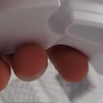 Mochi Giyilebilir Süt Pompası Kapanmıyor