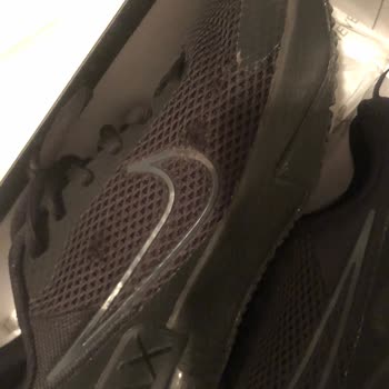 Nike Air Max Ayakkabının Kısa Sürede File Parçasının Sökülmesi Ve Mağazanın Kullanıcı Hatası İddiası