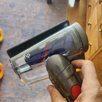 Dyson V12 Slim Anti Tangle Ucundaki Çatlak Garanti Dışı Olması Hayal Kırıklığı