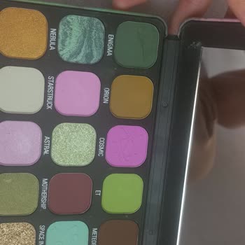 Watsons Tıkla Gel'de Kırık Far Paleti Teslimi, Değişim Olmadan İndirim Talebi