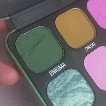 Watsons Tıkla Gel'de Kırık Far Paleti Teslimi, Değişim Olmadan İndirim Talebi