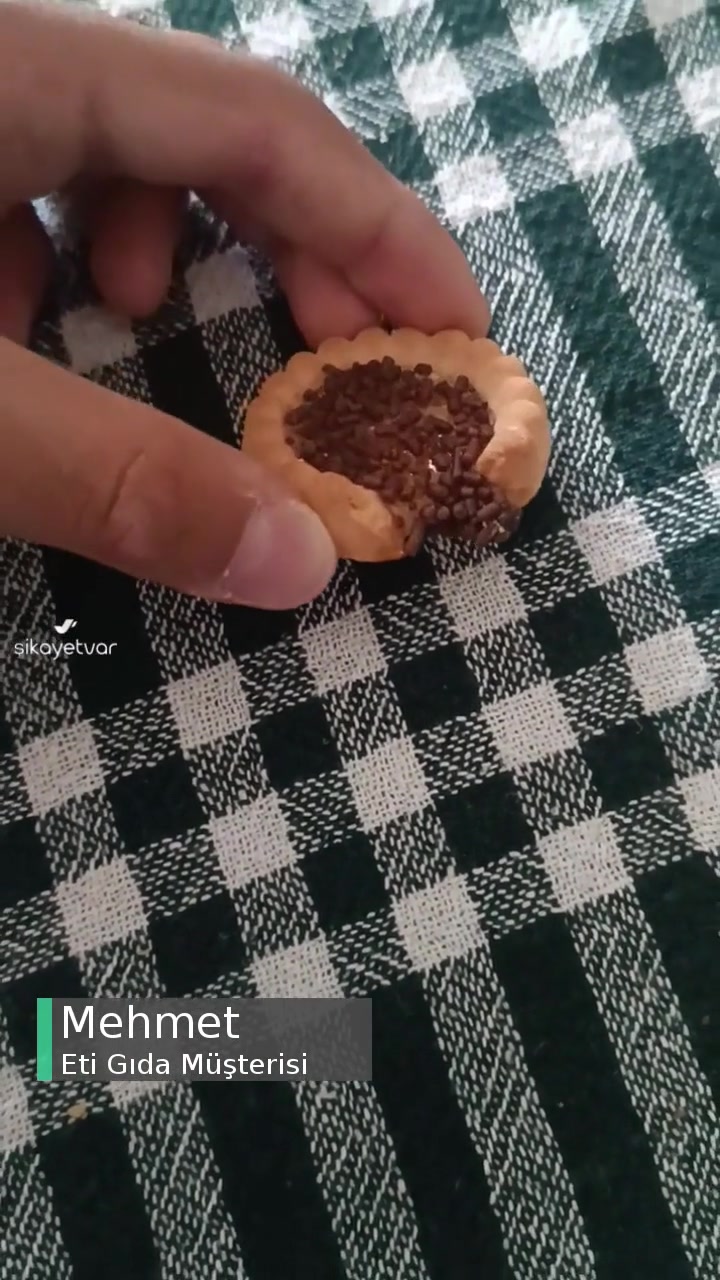 Eti Gıda Hatalı Ürün, Lütfen Geri Dönüş Yapınız videonun kapak resmi