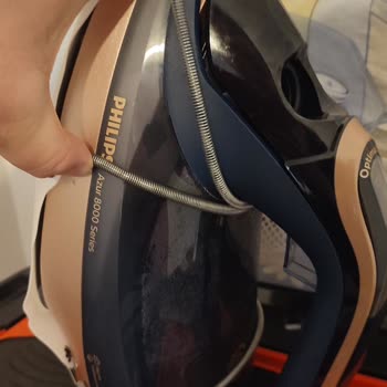 Kısa Sürede Kırılan Su Haznesi Nedeniyle Philips Azur 8000 Ütüde Hayal Kırıklığı Ve İade Talebi