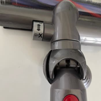 Dyson Halı Başlığı Teker Kırıldı, Garanti Uygulamasındaki Çelişki