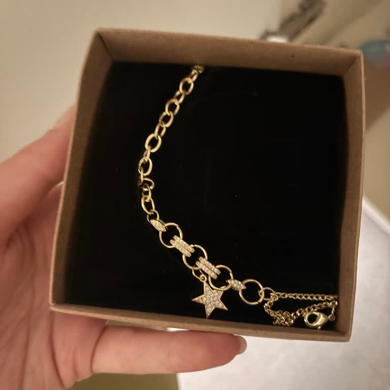 Lovic Jewelry'den 9 Üründen 8'i Eksik, 3.920 TL Ödeme Sonrası Cevapsız Kargo